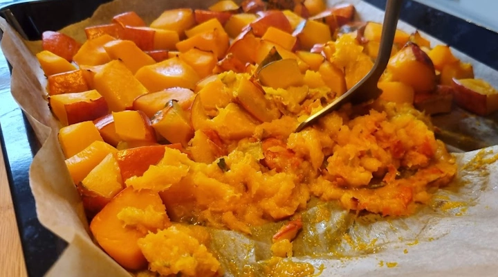 Hokkaido-Kürbis gebacken und gematscht